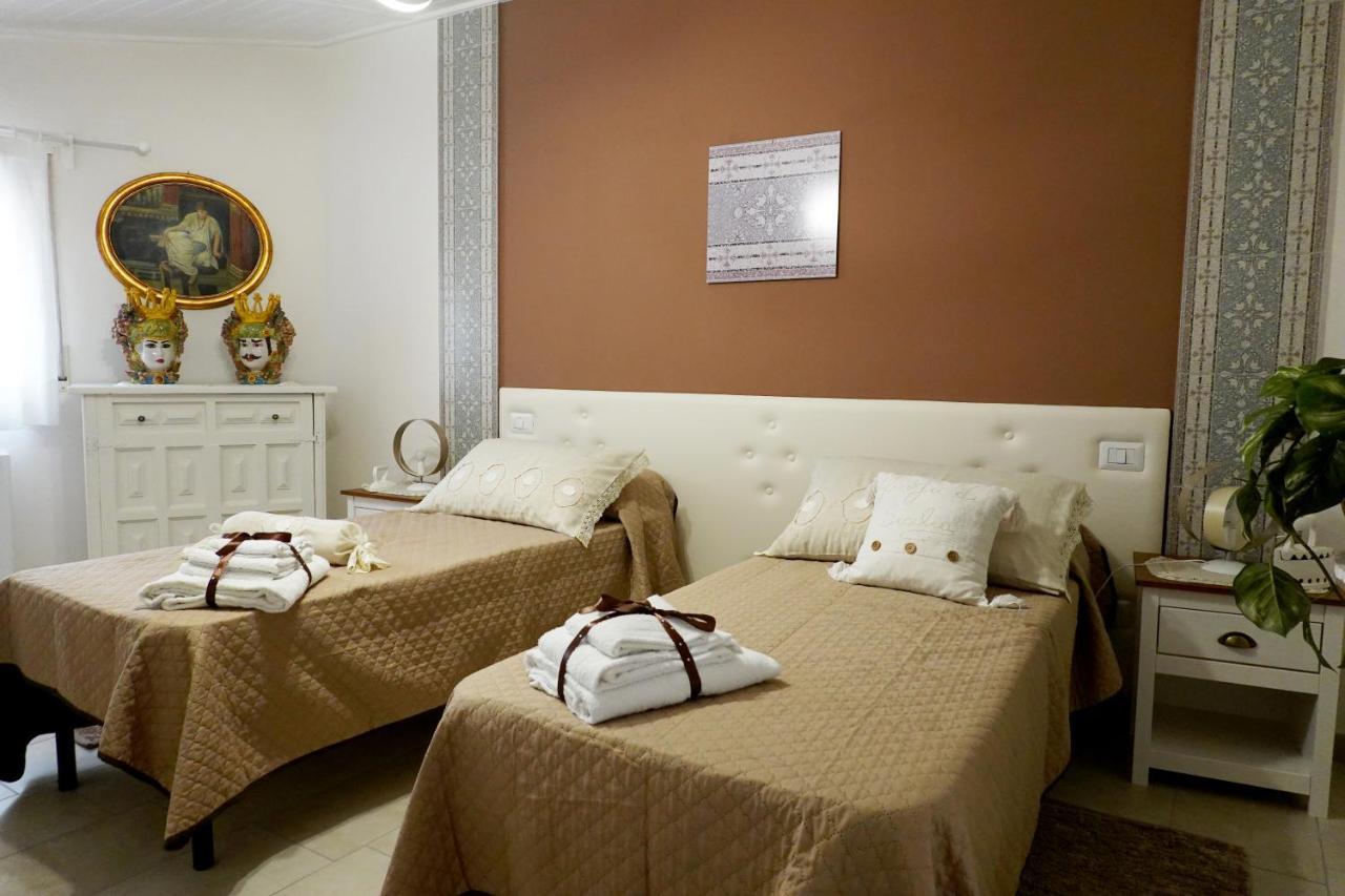 Gli Zii Di Sicilia Bed & Breakfast Racalmuto Exterior photo